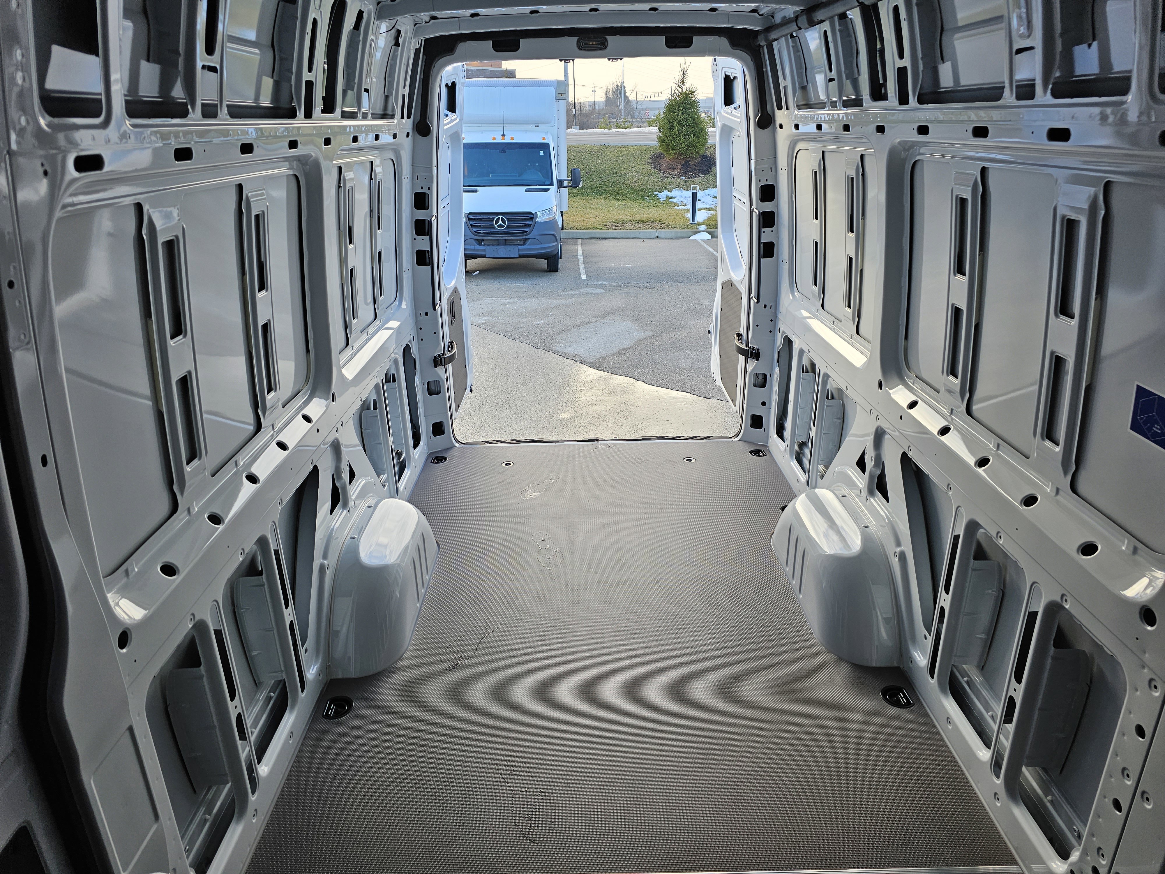 New 2025 Mercedes-Benz Sprinter 2500 image 7