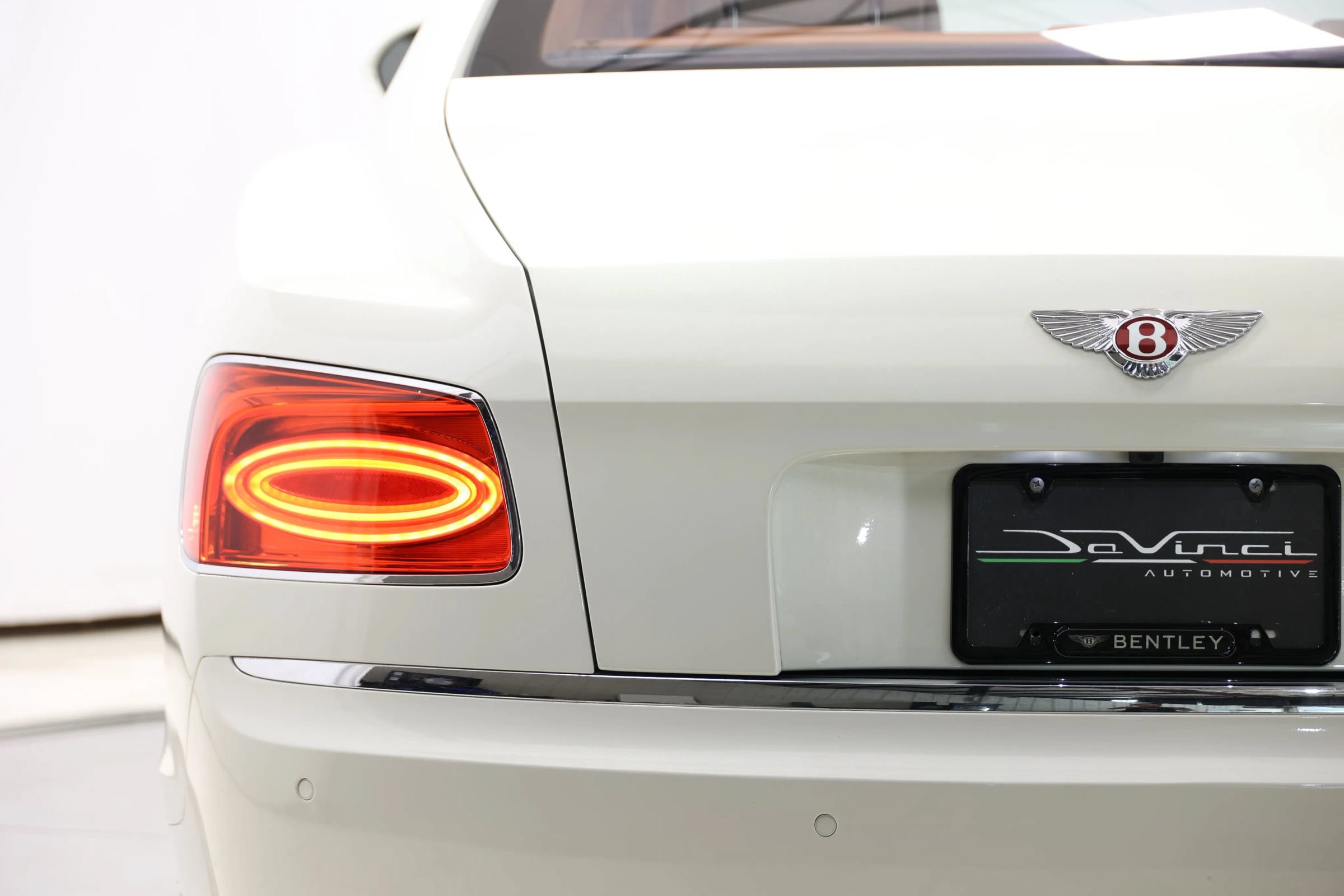 Used 2018 Bentley Flying Spur V8 AWD/4WD image 68