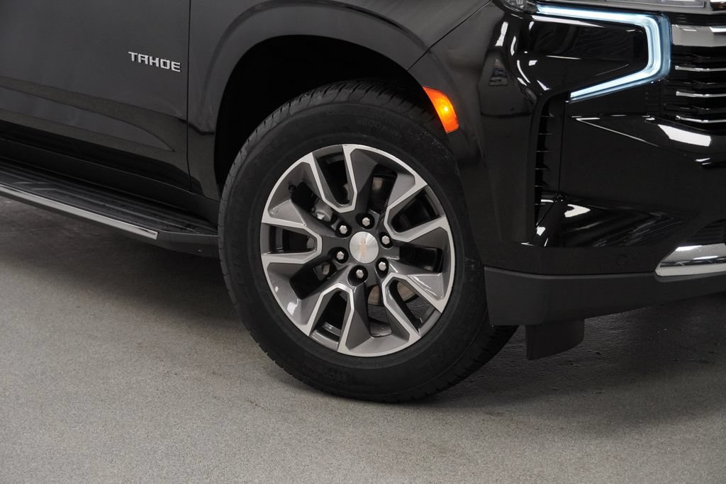 Used 2022 Chevrolet Tahoe LT w/ Luxury Package AWD/4WD image 9