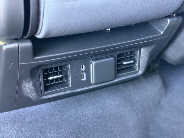 Used 2022 Chevrolet Silverado 1500 LT AWD/4WD image 25