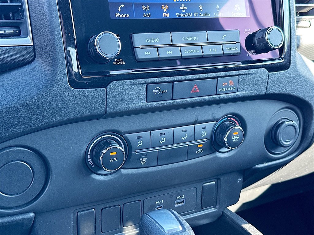 Used 2024 Nissan Frontier SV image 14