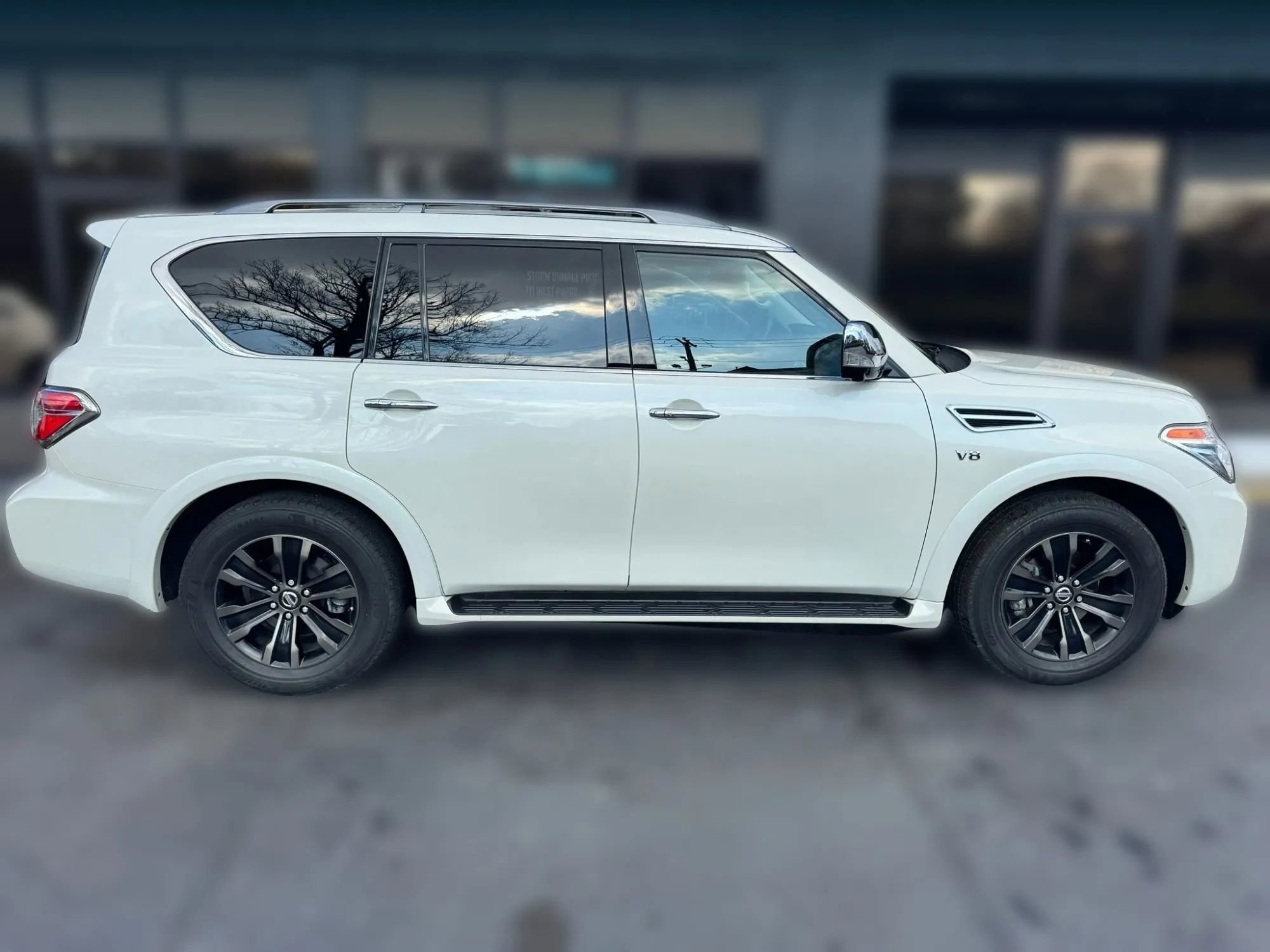 Used 2020 Nissan Armada Platinum w/ Captain's Chairs Package image 6