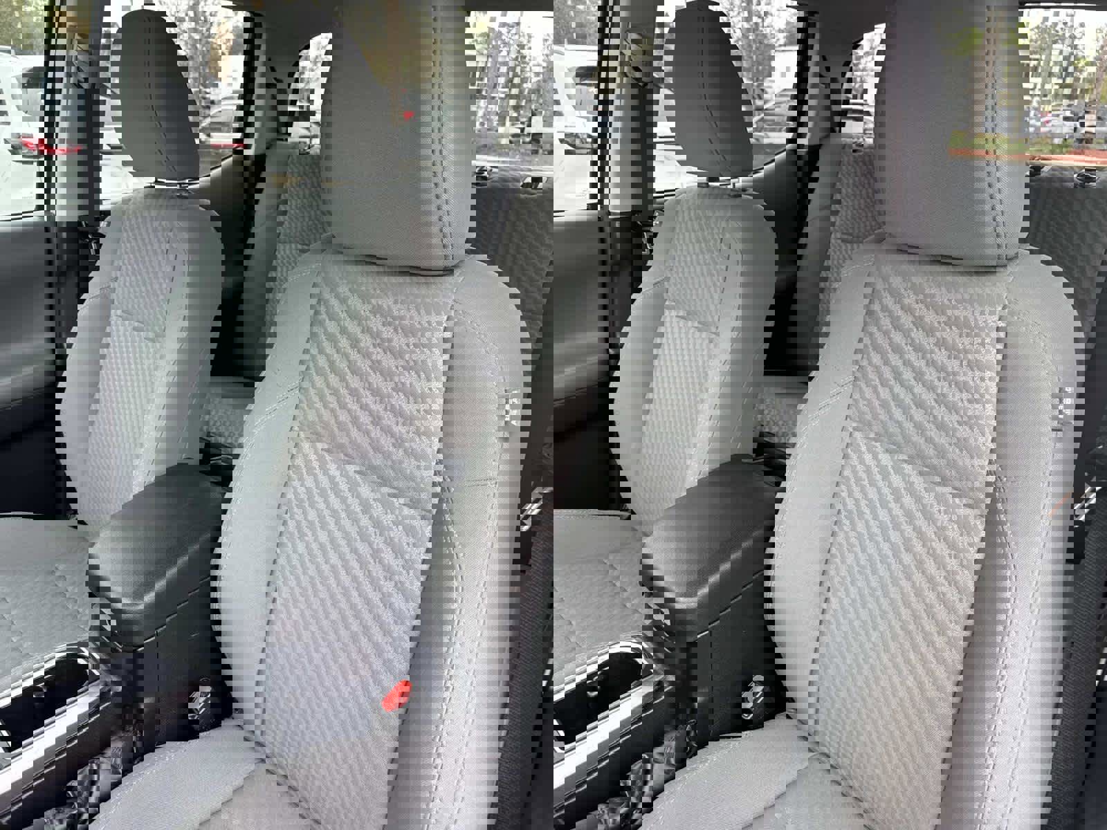 Used 2022 Toyota Tacoma SR5 w/ Technology Package image 20