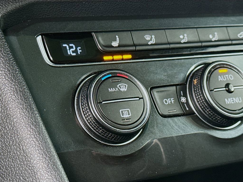 Used 2019 Volkswagen Tiguan SEL AWD/4WD image 24