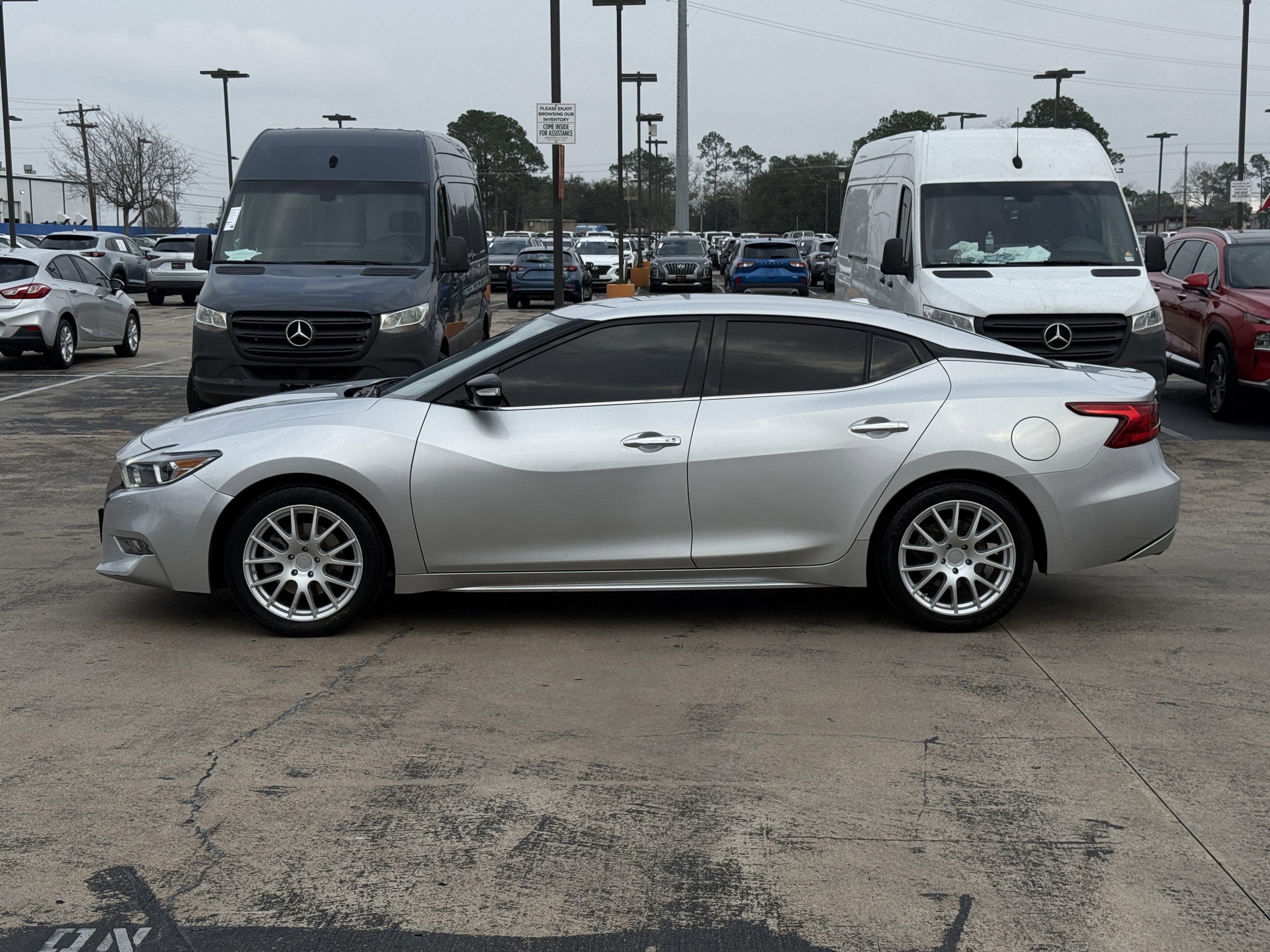 Used 2018 Nissan Maxima 3.5 SV image 12