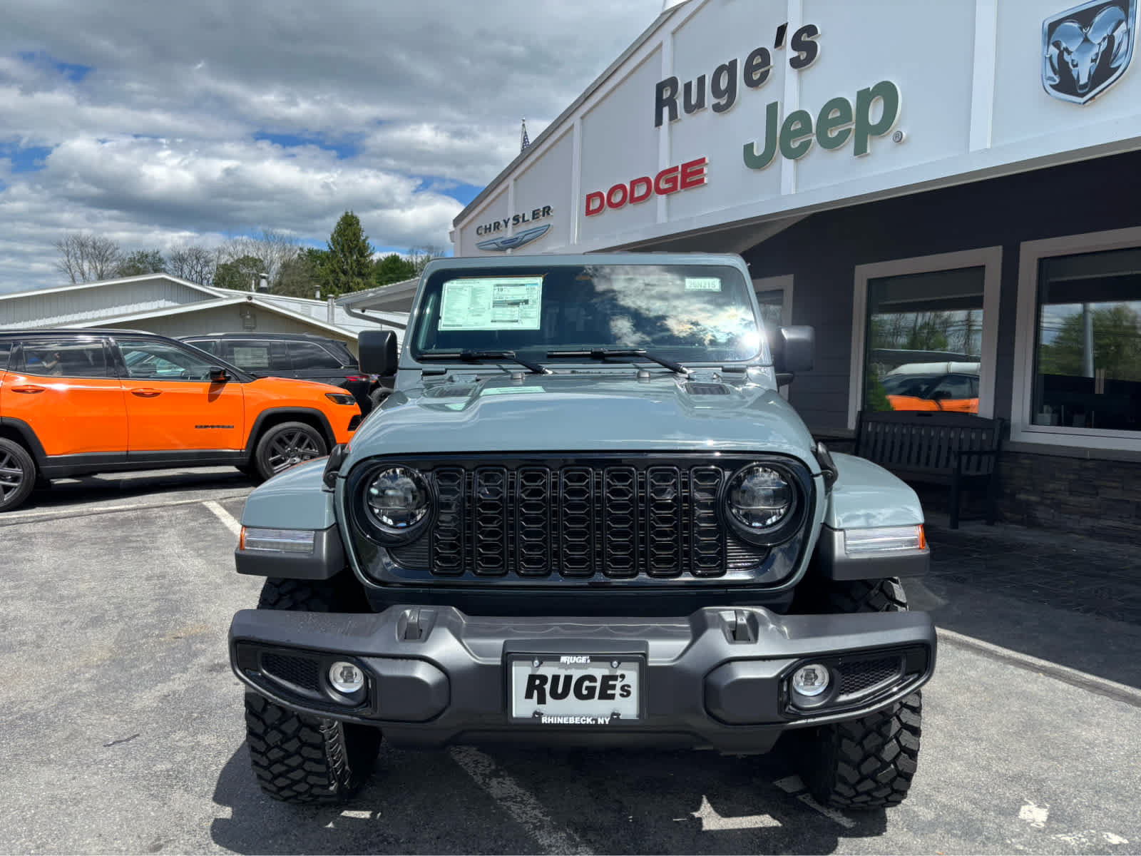 New 2026 Jeep Gladiator Sport AWD/4WD image 2