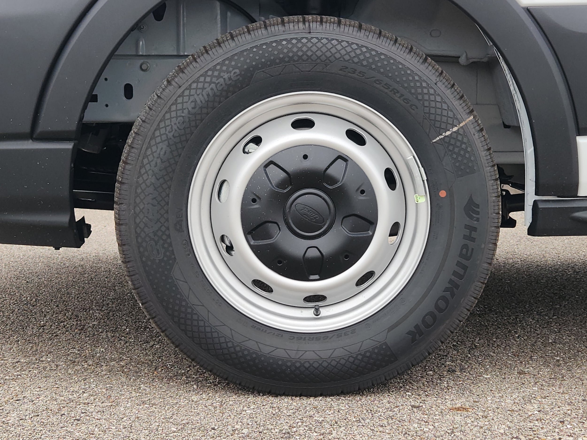 New 2027 Ford Transit 150 Low Roof w/ Load Area Protection Package RWD image 7