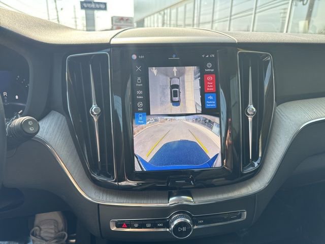 Certified 2025 Volvo XC60 B5 Plus w/ Climate Package image 22