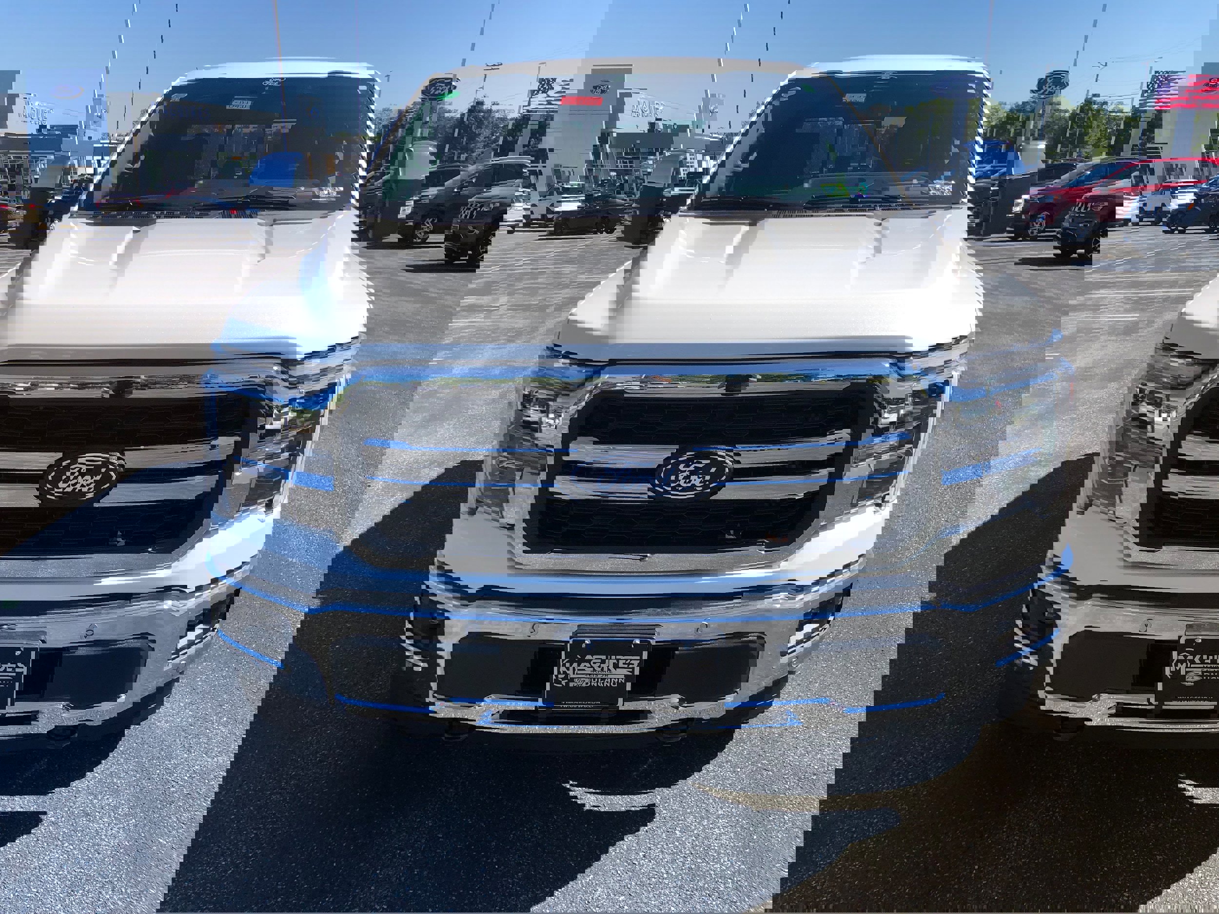 New 2025 Ford F150 Lariat image 8