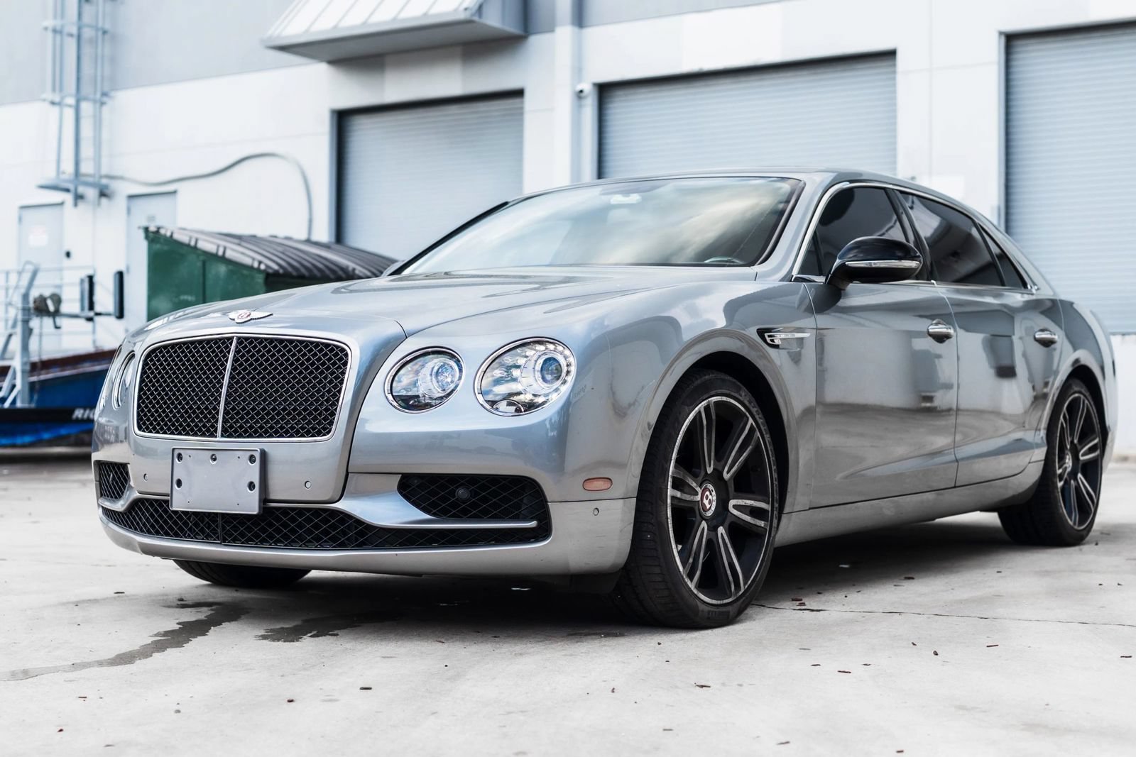 Used 2017 Bentley Flying Spur S V8 AWD/4WD image 5