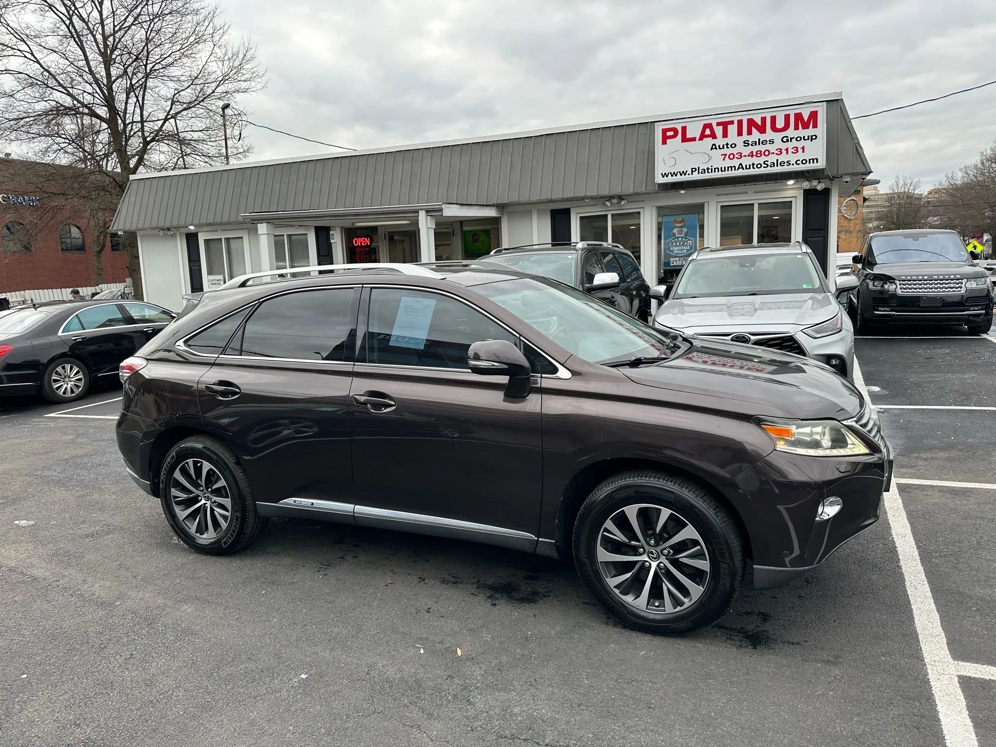 Used 2013 Lexus RX 450h AWD image 2