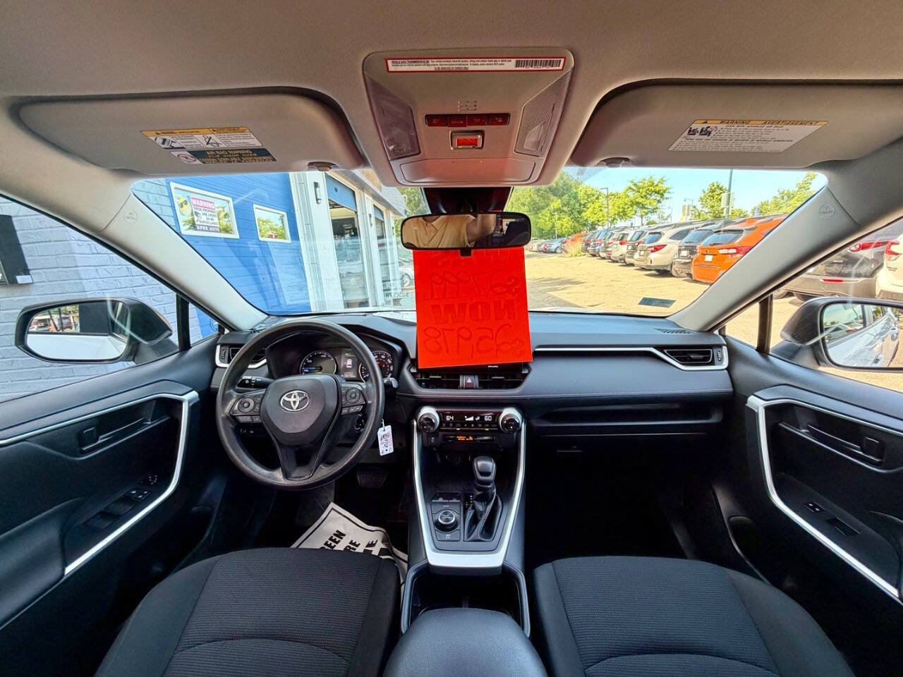 Used 2022 Toyota RAV4 LE AWD/4WD image 19
