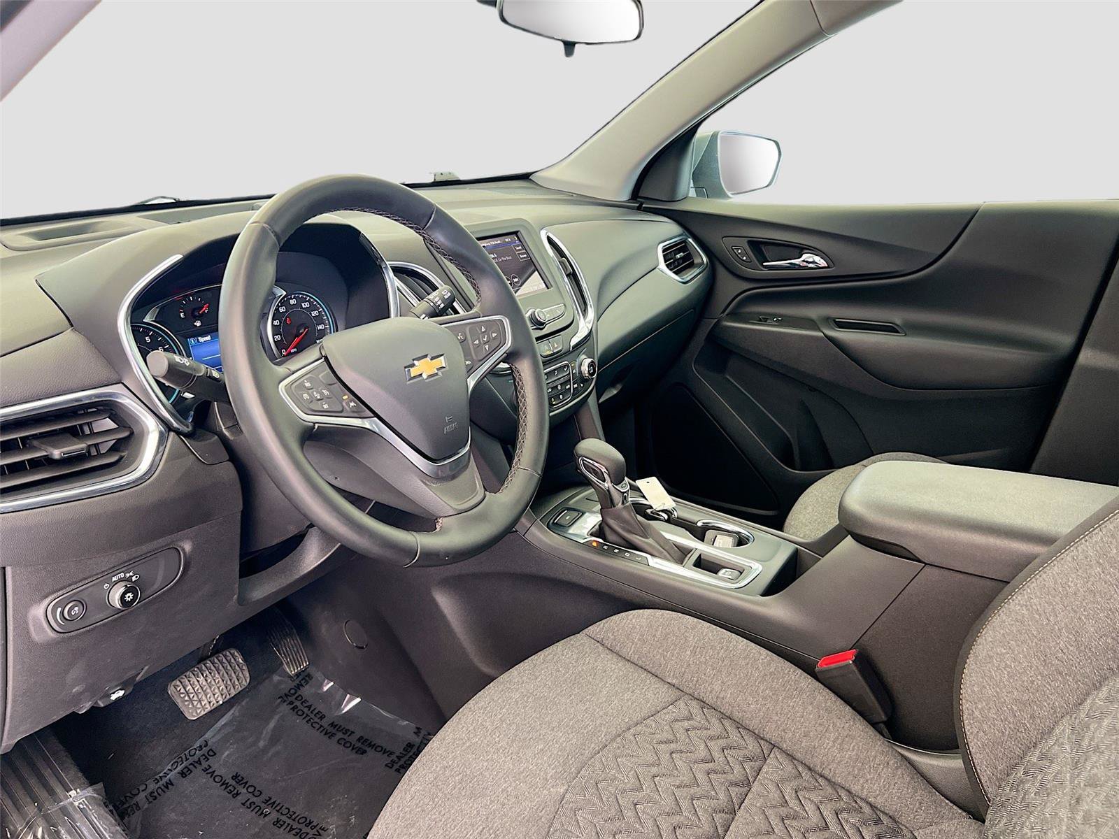 Used 2023 Chevrolet Equinox LT AWD/4WD image 11