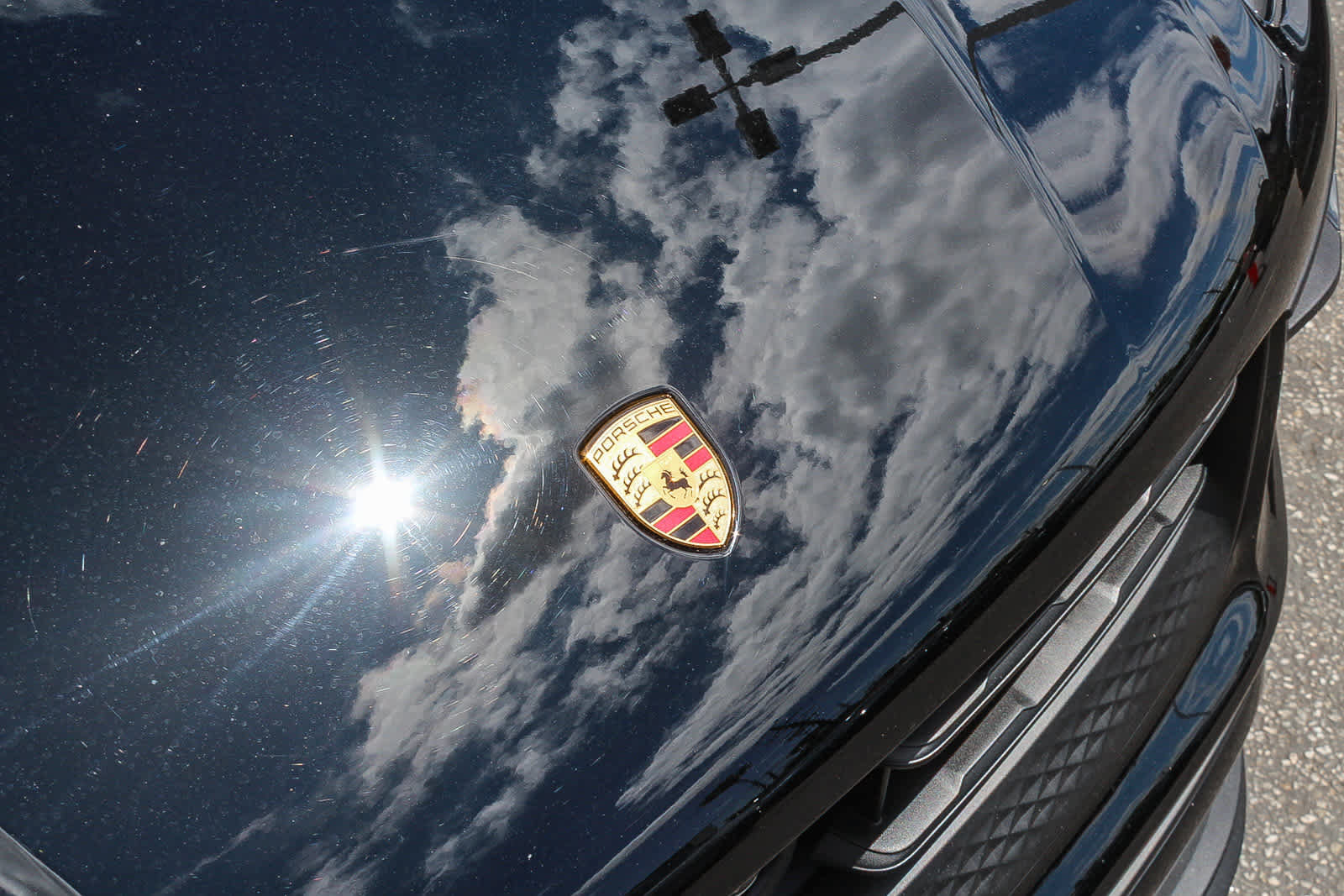 Used 2023 Porsche Macan AWD/4WD image 11