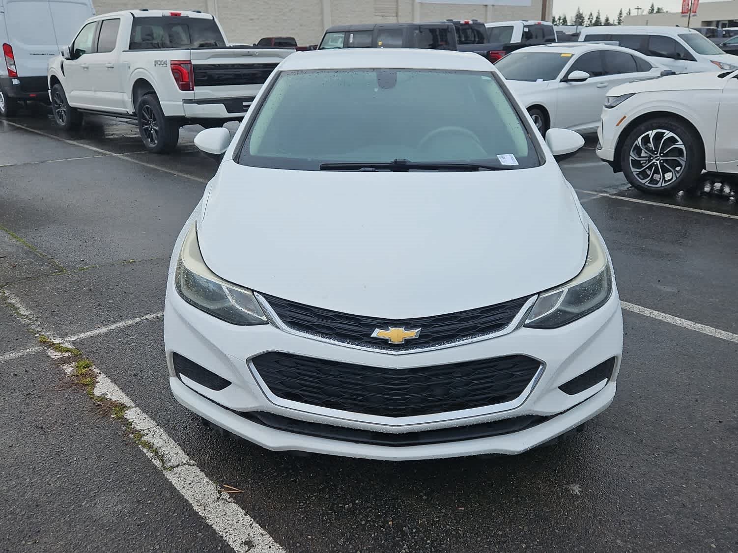 Used 2017 Chevrolet Cruze LT image 4
