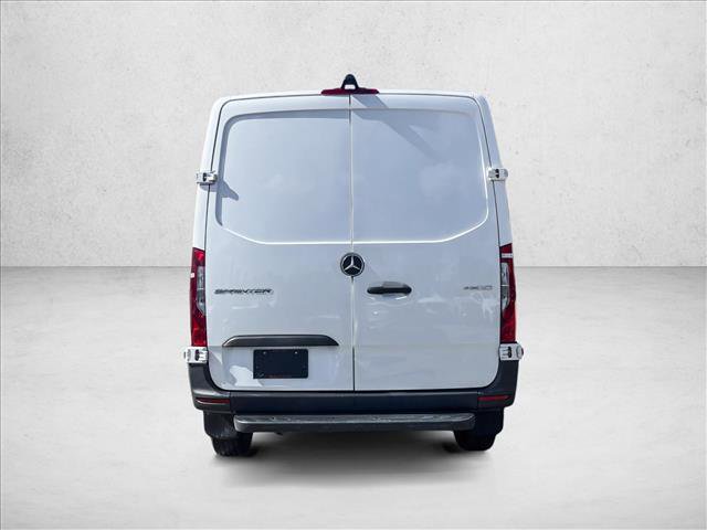 Used 2023 Mercedes-Benz Sprinter 2500 image 6