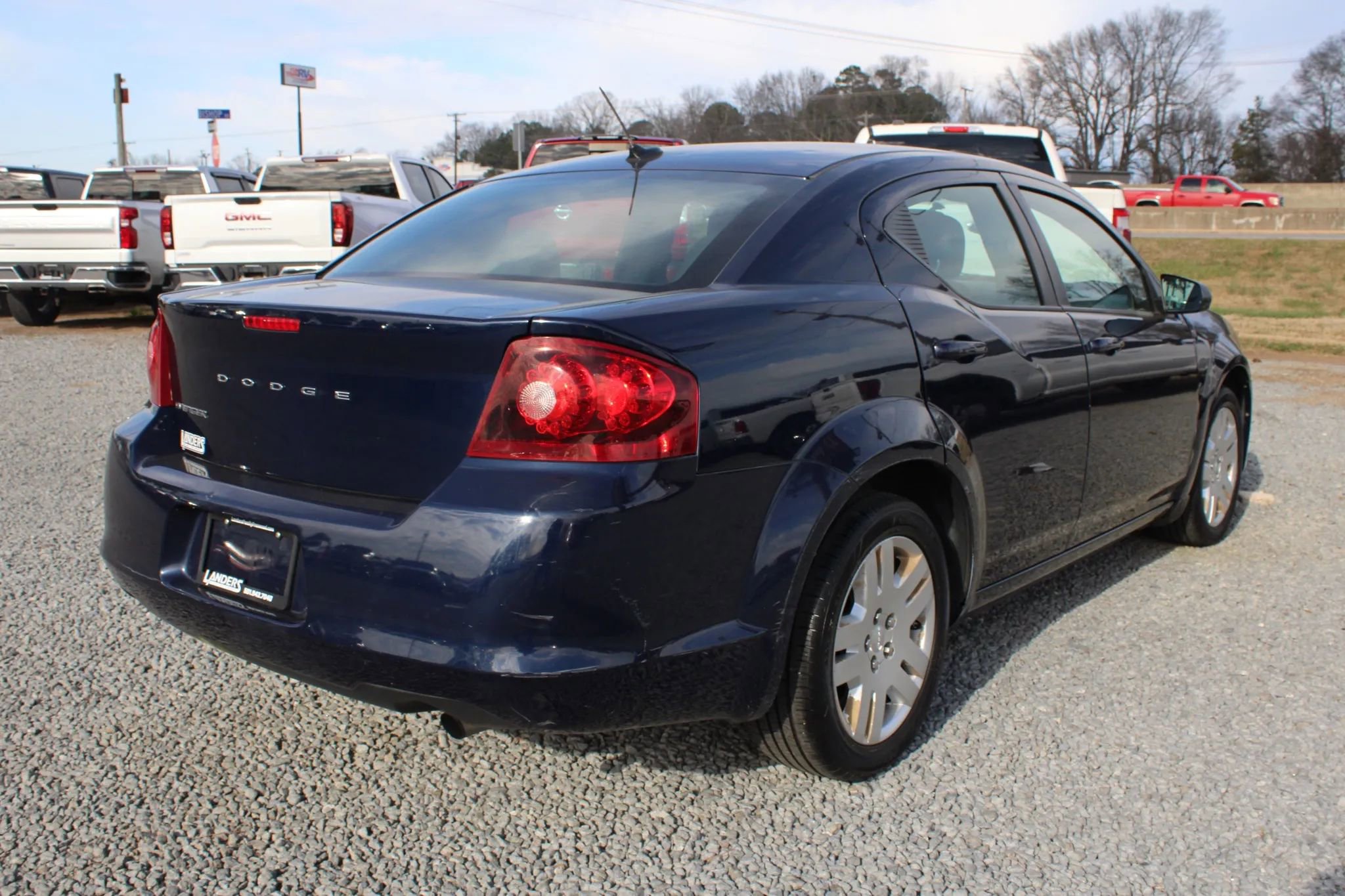 Used 2013 Dodge Avenger SE image 8