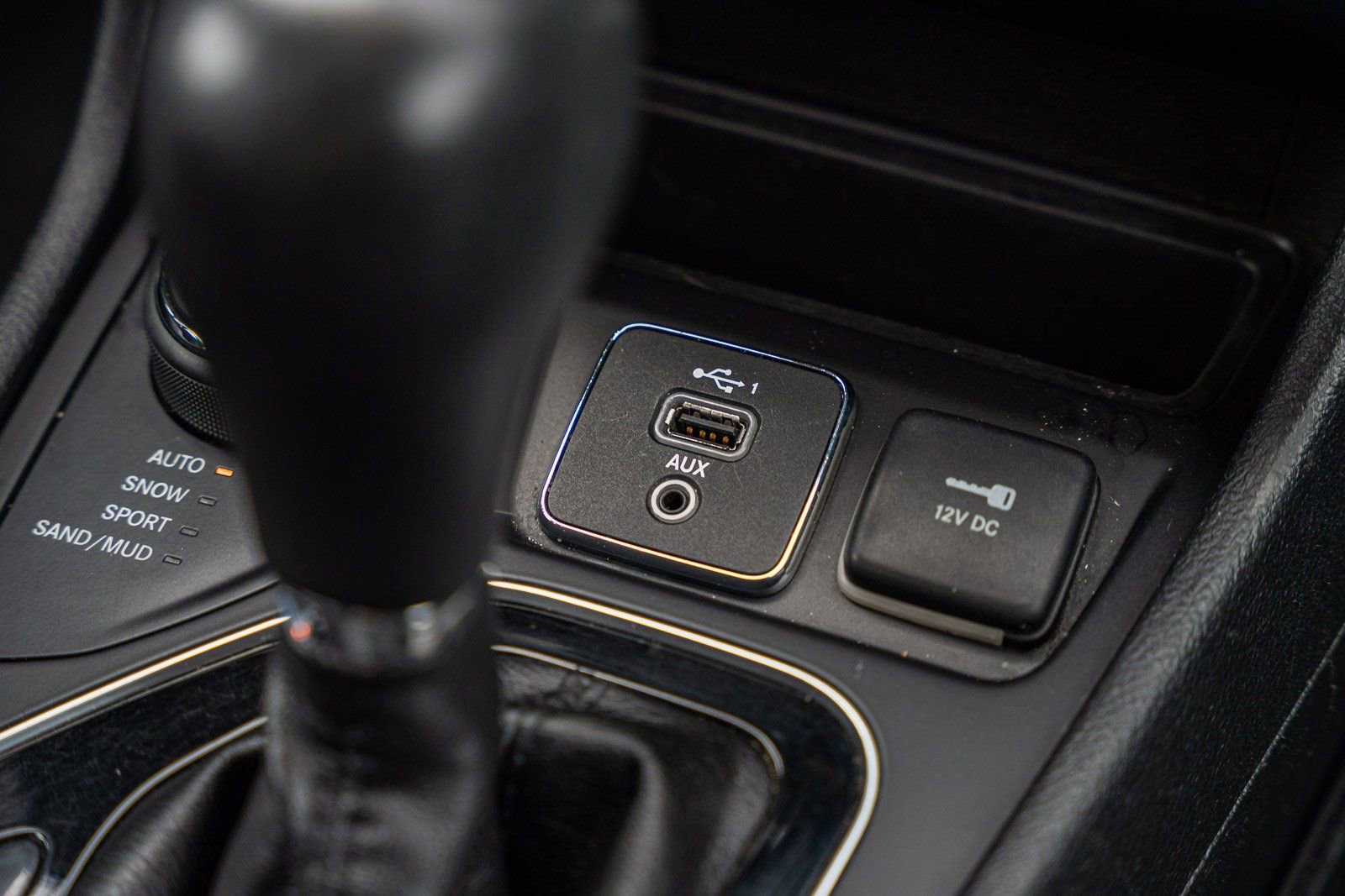 Used 2019 Jeep Cherokee Limited image 34