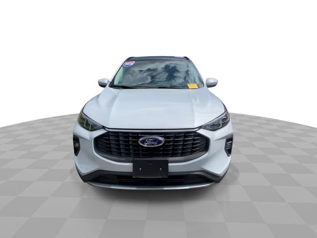 Used 2025 Ford Escape Platinum AWD/4WD image 5