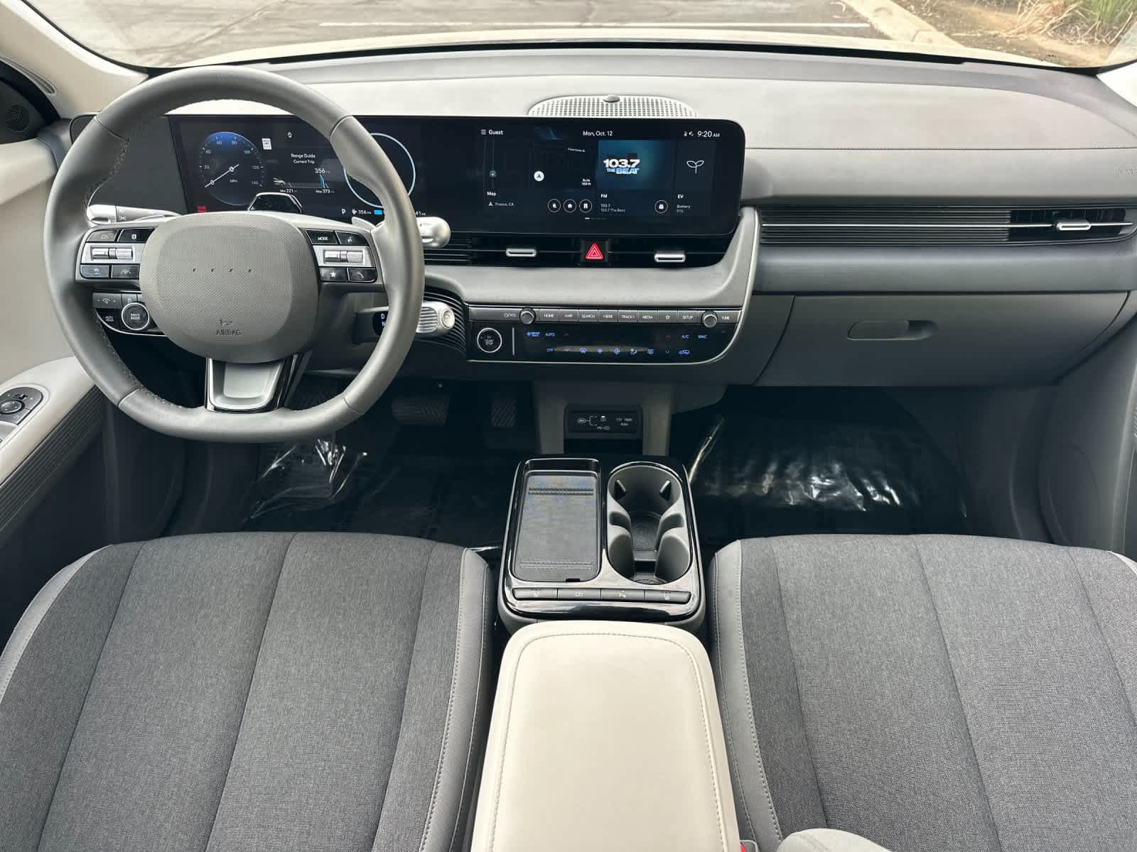Certified 2025 Hyundai Ioniq 5 SE RWD image 4