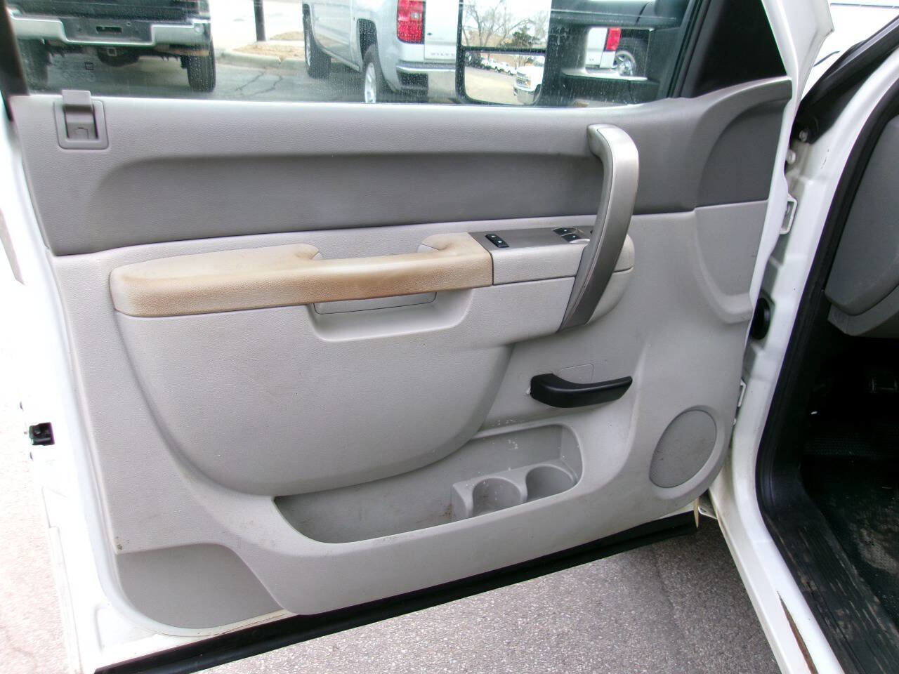 Used 2013 Chevrolet Silverado 3500 W/T w/ Snow Plow Prep Package image 18