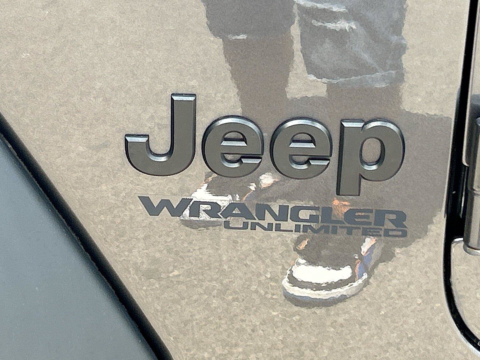 Used 2022 Jeep Wrangler Unlimited Sport AWD/4WD image 12