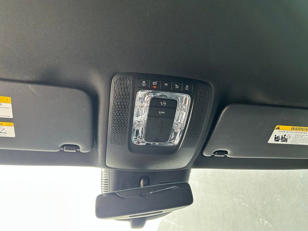 Used 2025 Mercedes-Benz GLA 250 4MATIC image 15