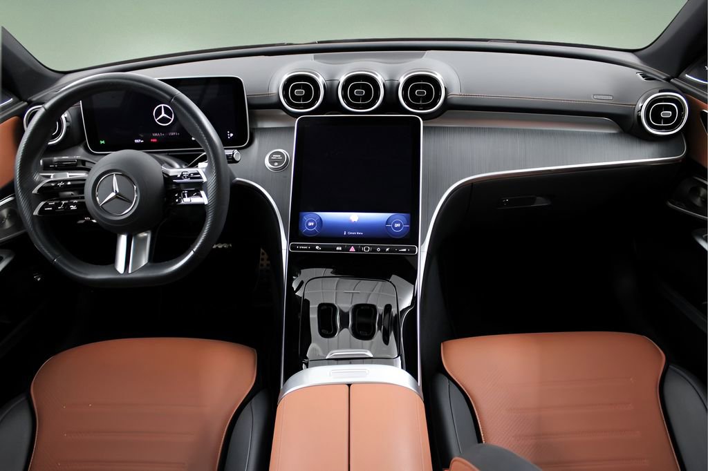 Used 2024 Mercedes-Benz C 300 Sedan image 17