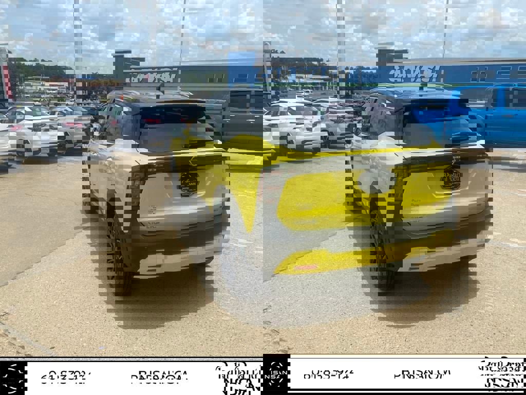 New 2025 Nissan Kicks SR image 6