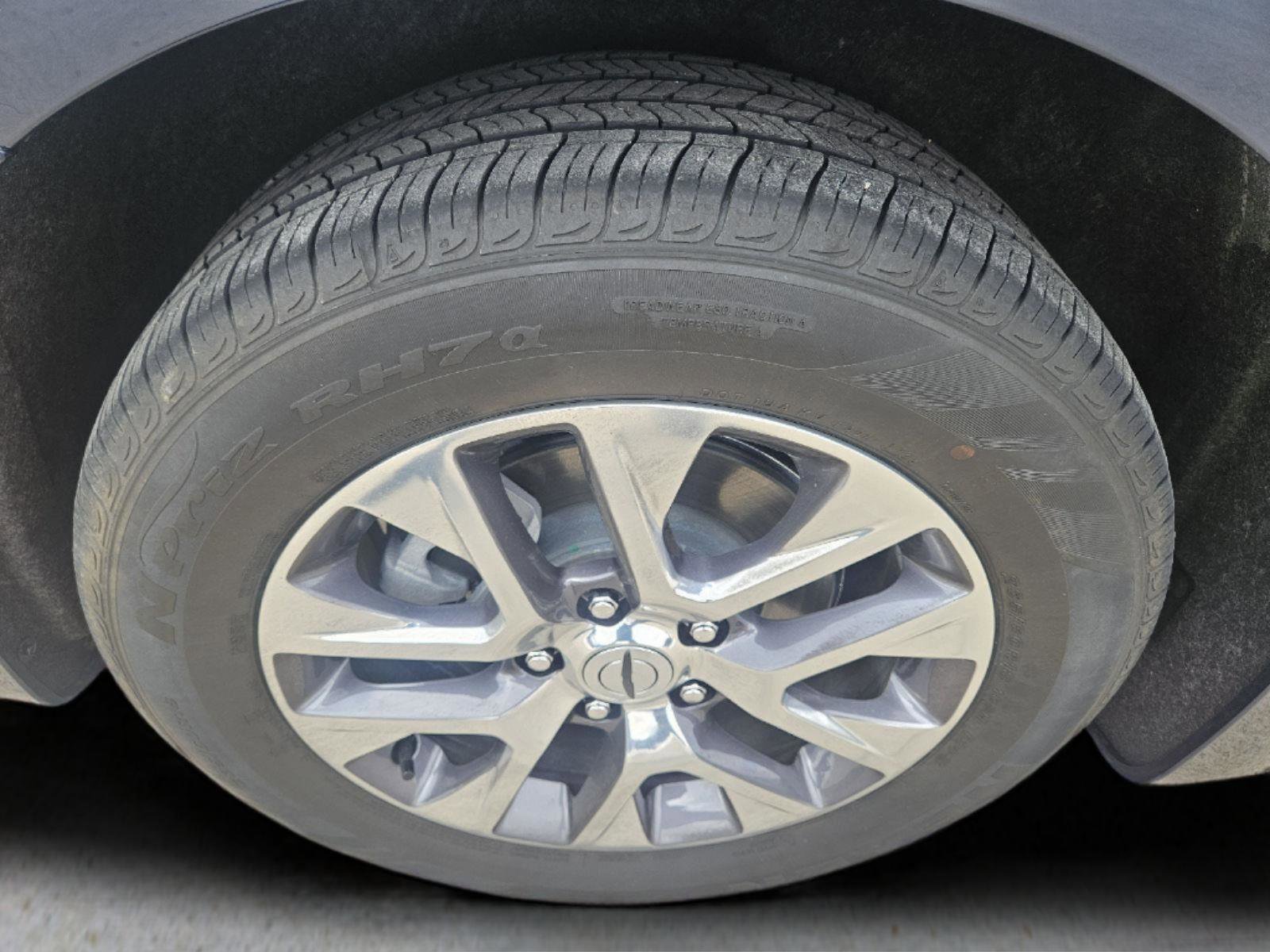 Used 2025 Chrysler Pacifica Pinnacle image 56