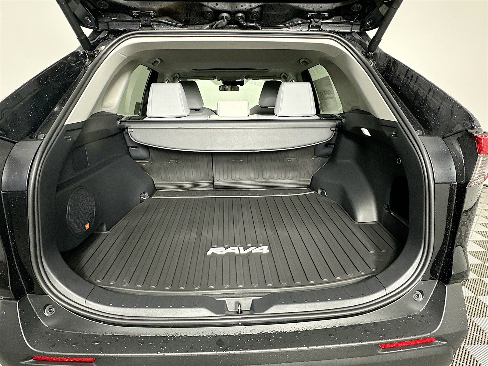 New 2025 Toyota RAV4 XLE Premium image 28