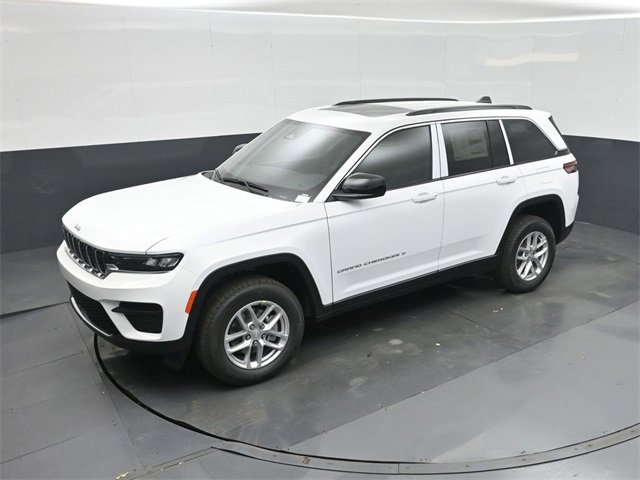 New 2025 Jeep Grand Cherokee Laredo X image 28