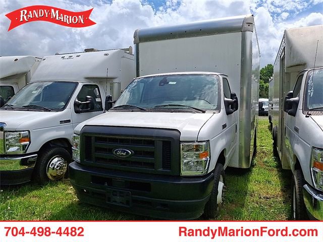 New 2024 Ford E-450 and Econoline 450 Super Duty w/ Driver's Safety Package RWD image 1