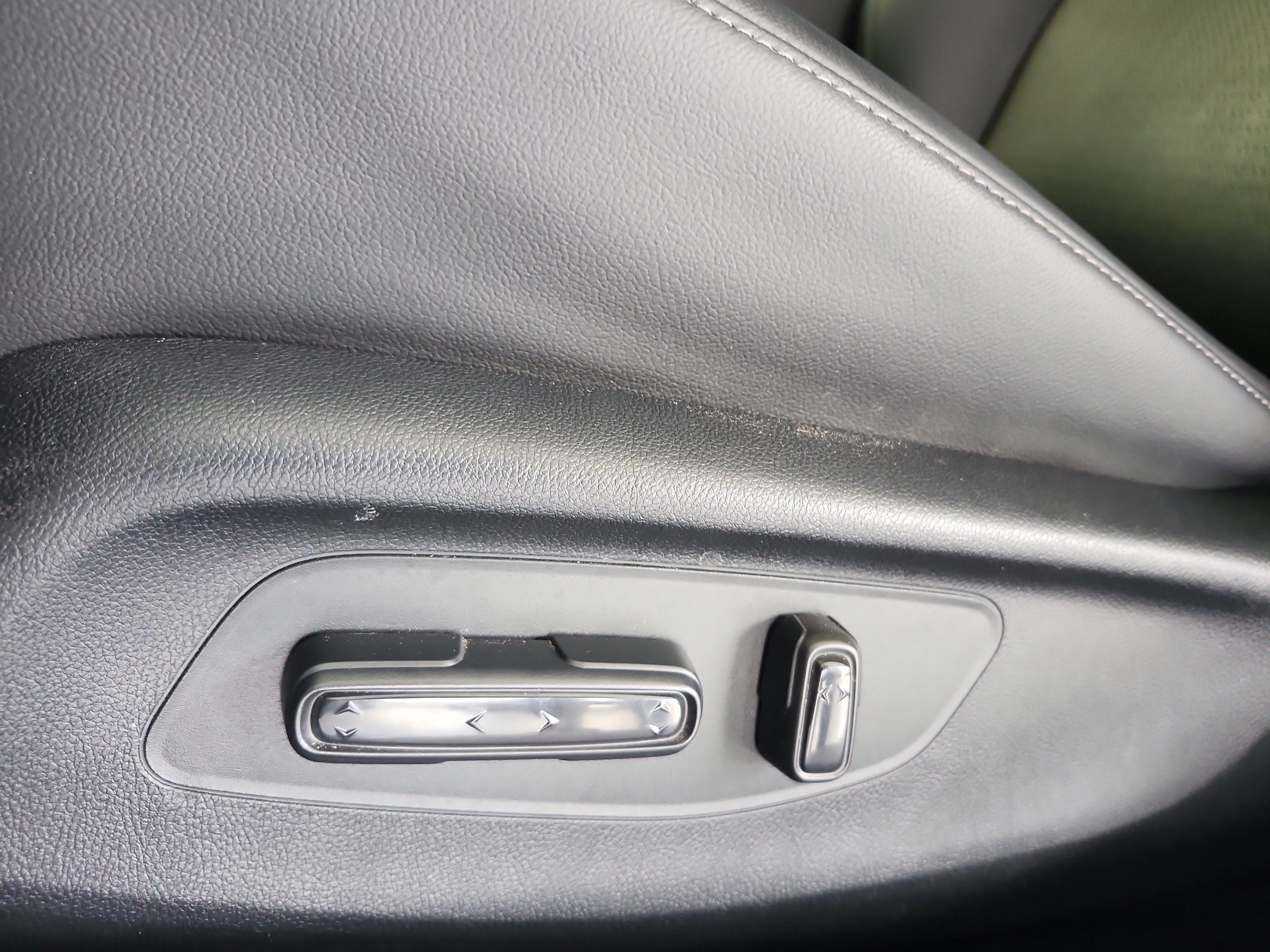 Used 2025 Honda Civic Sport Touring image 15