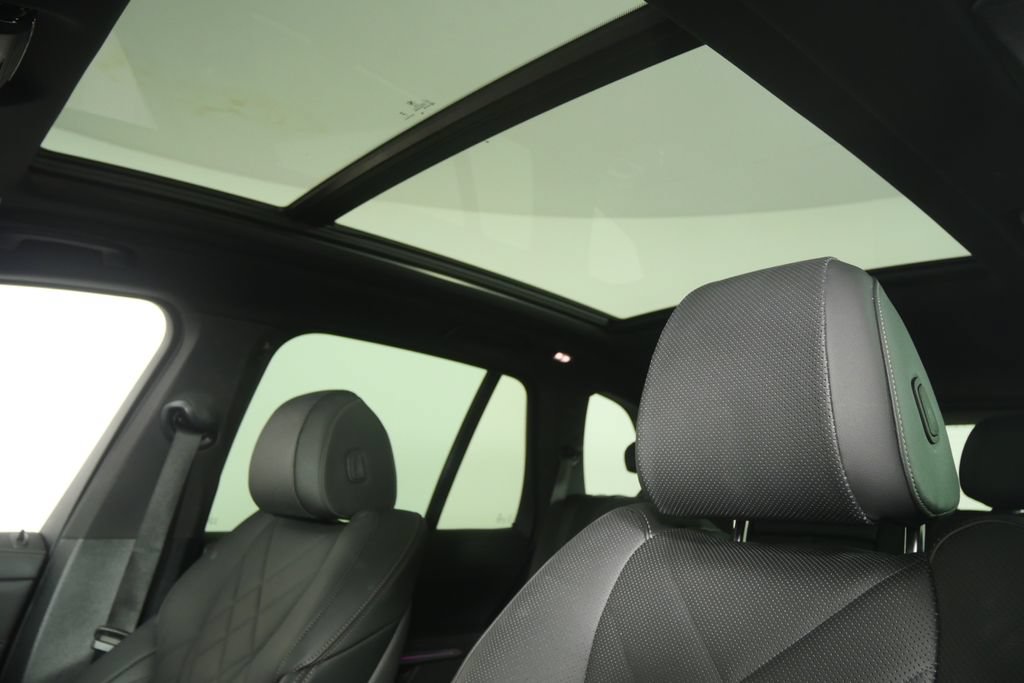 Certified 2026 BMW X5 sDrive40i w/ Premium Package RWD image 11