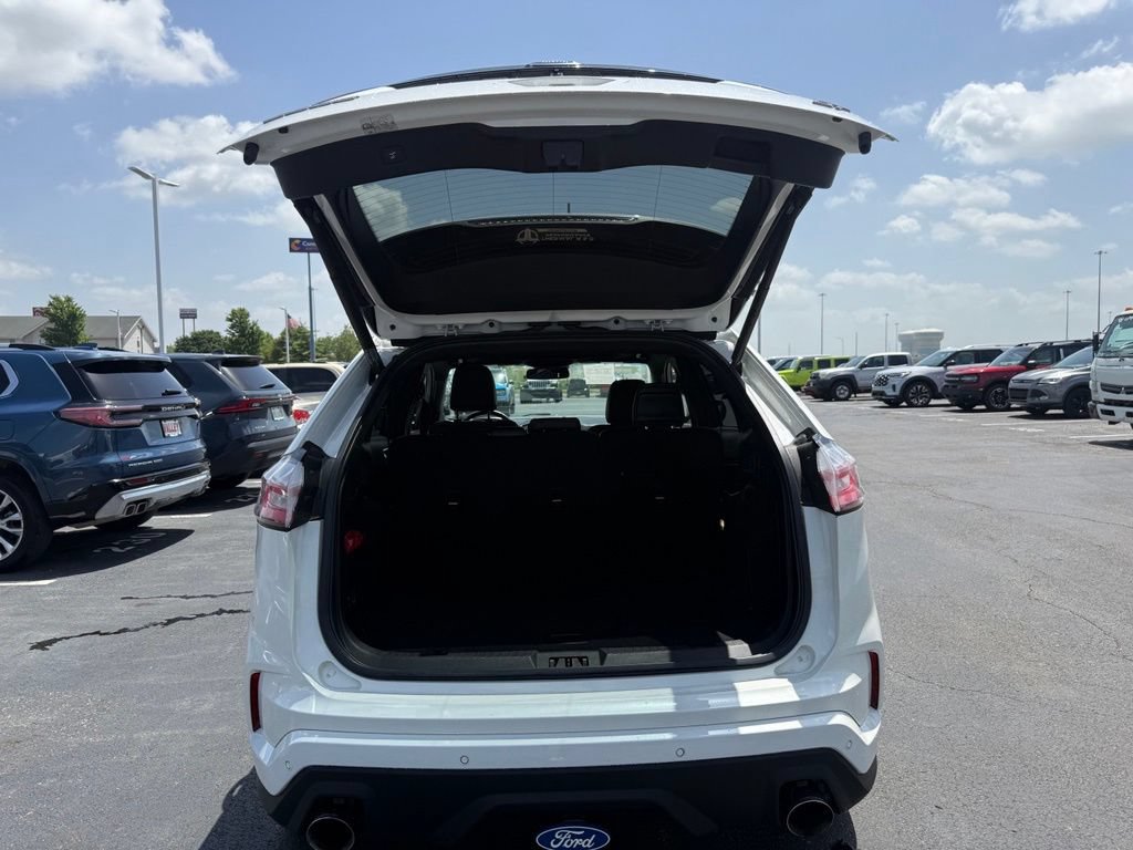 Used 2020 Ford Edge ST w/ Equipment Group 401A AWD/4WD image 52