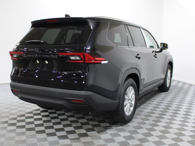 New 2026 Toyota Grand Highlander XLE image 11