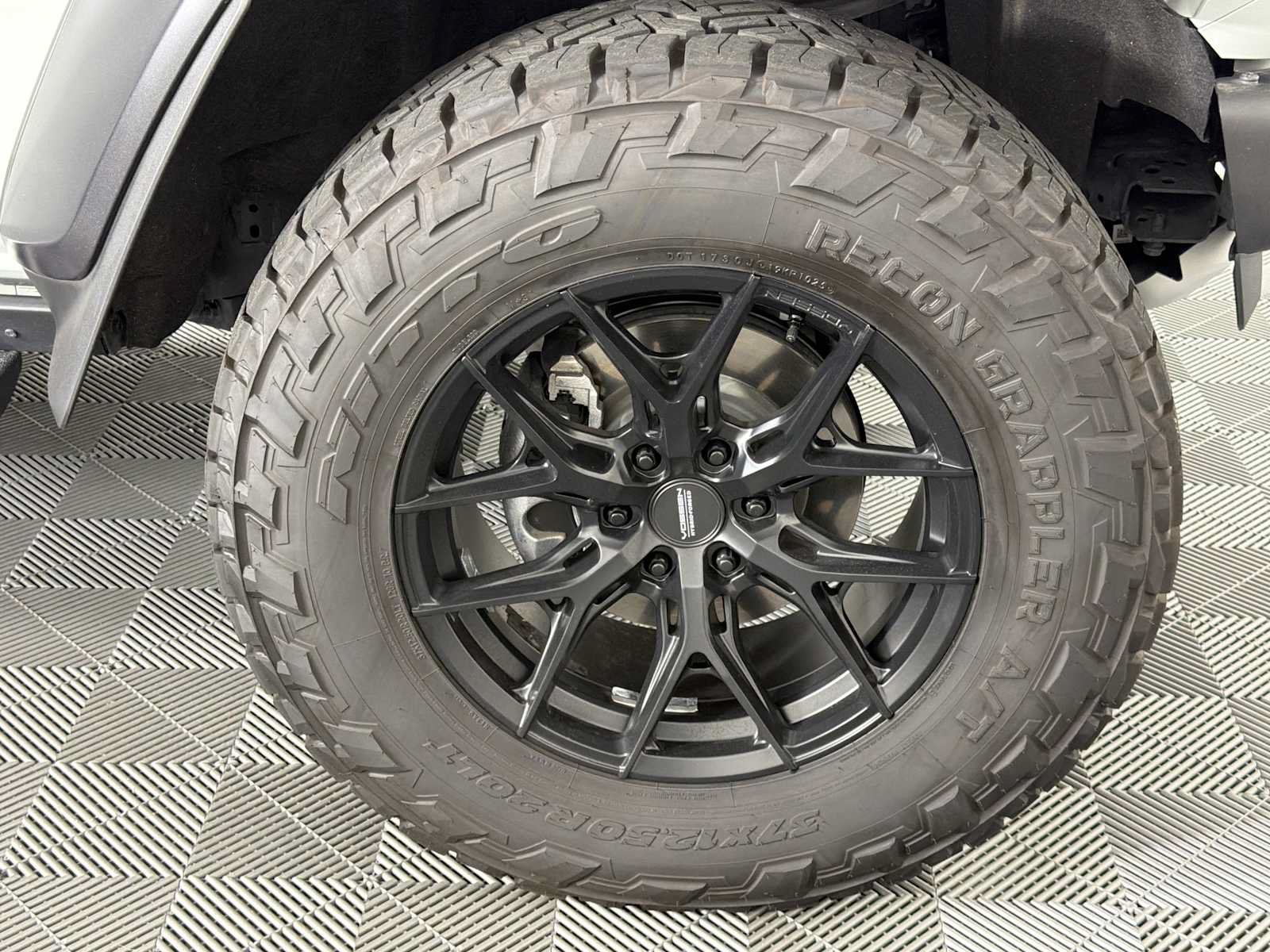 Used 2023 Ford Bronco Raptor AWD/4WD image 12