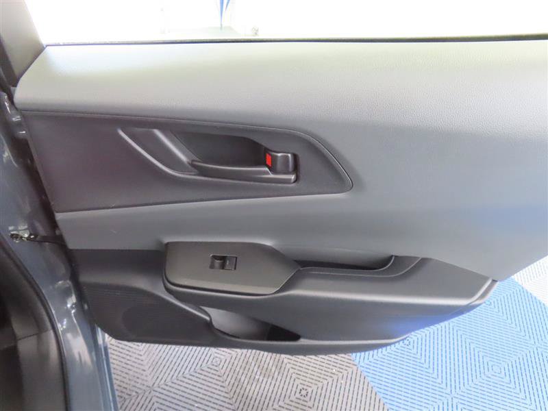 Used 2024 Toyota Prius LE FWD image 30