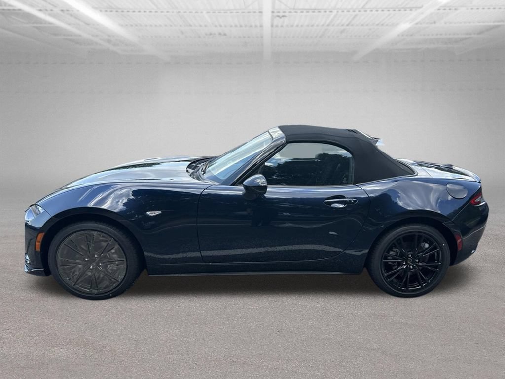 New 2026 MAZDA MX-5 Miata Club w/ Weather Package RWD image 3