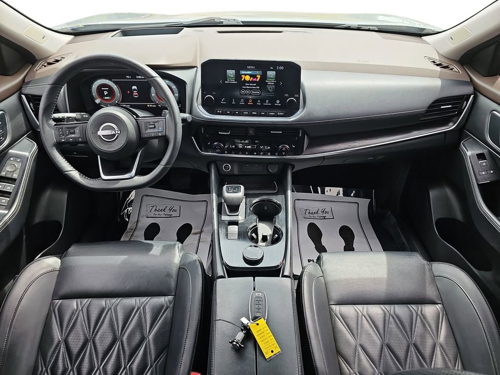Used 2023 Nissan Rogue Platinum w/ Platinum Premium Package AWD/4WD image 12