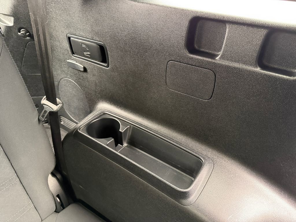 Used 2019 Kia Sorento LX image 39