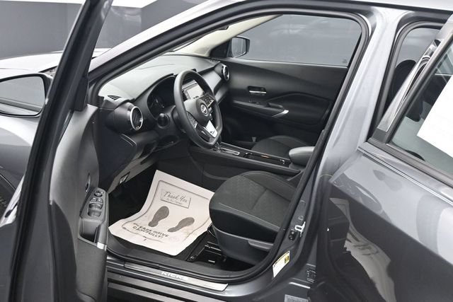 Used 2024 Nissan Kicks SV FWD image 21
