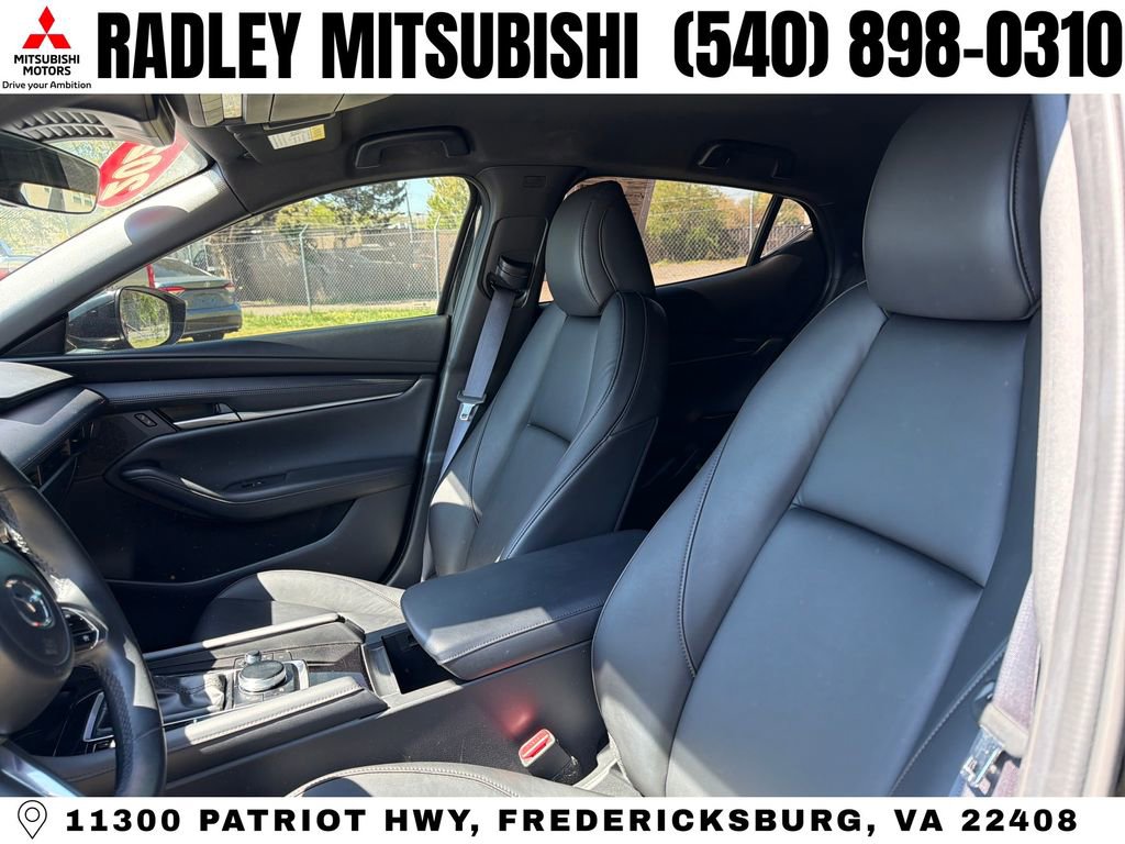 Used 2024 MAZDA MAZDA3 s image 2