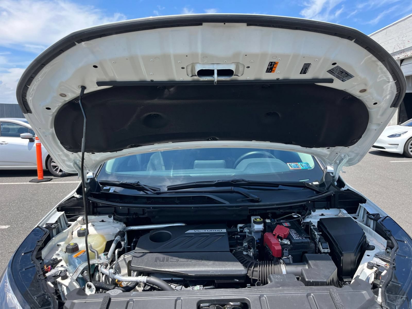 Used 2025 Nissan Rogue SV AWD/4WD image 34