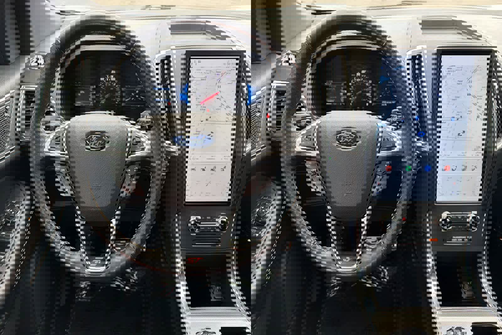 Used 2022 Ford Edge ST w/ Equipment Group 401A image 14