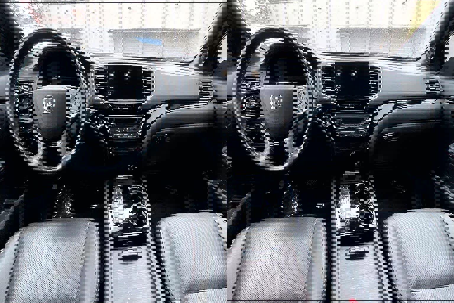 Used 2021 Honda Pilot Black Edition image 18