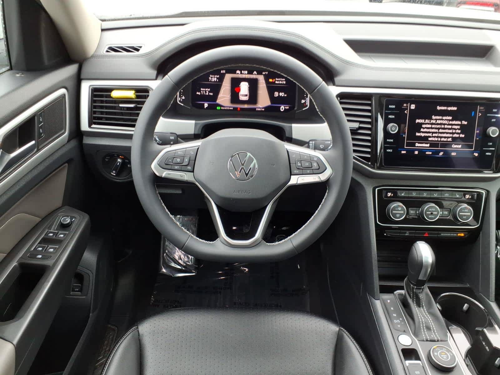 Used 2022 Volkswagen Atlas SEL AWD/4WD image 16