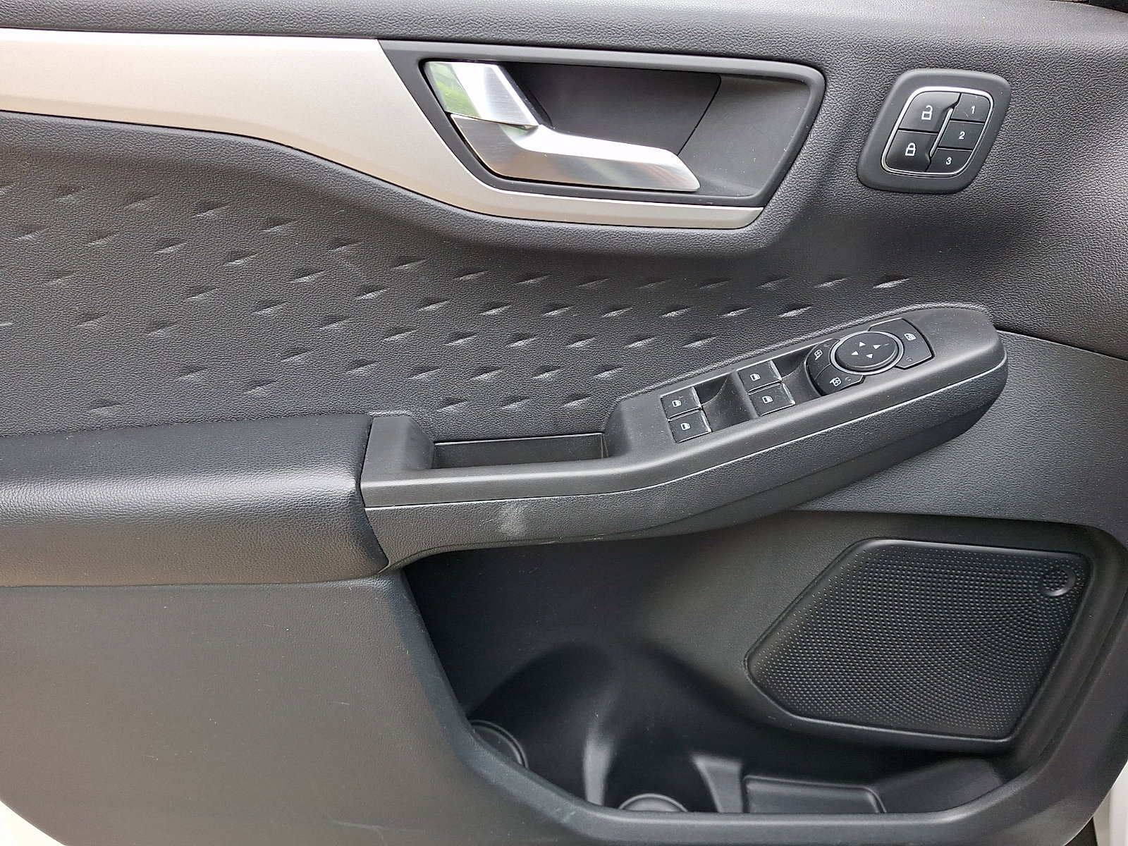 Certified 2020 Ford Escape SEL AWD/4WD image 14