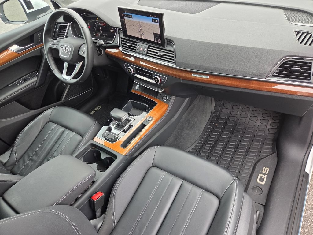 Used 2023 Audi Q5 Premium Plus w/ Premium Plus Package AWD/4WD image 28